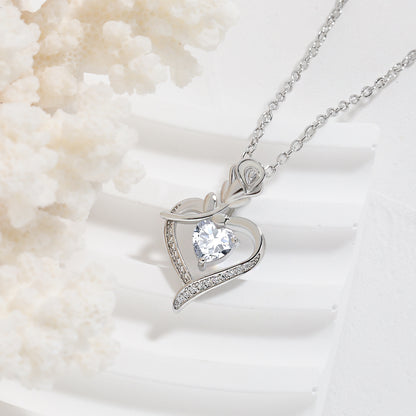 Rose Heart-shaped Necklace