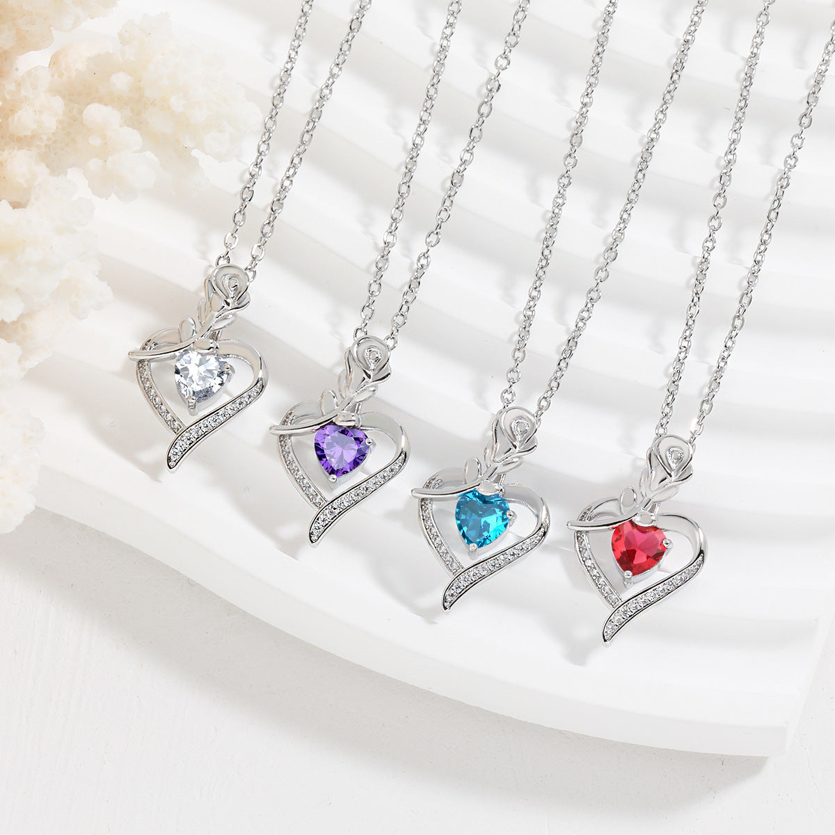 Rose Heart-shaped Necklace